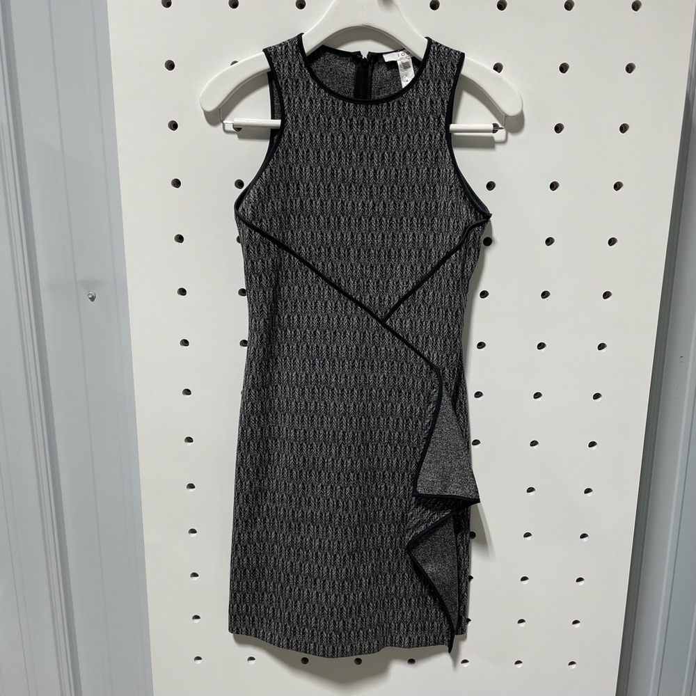 icb Grey Knit Dress With Contrast Piping Size 0